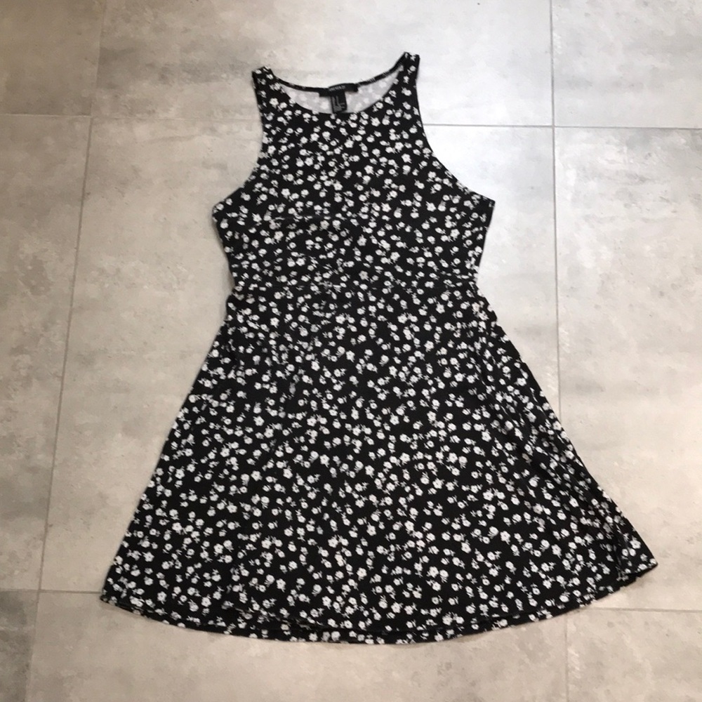 🛍 FOREVER 21 Mini dress